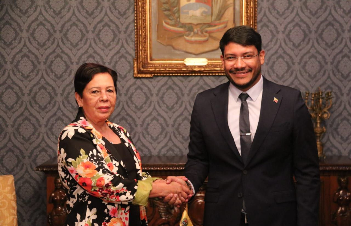 El régimen devuelve a Daysi Torres como embajadora en Venezuela, la cuarta desde la captura de Maduro