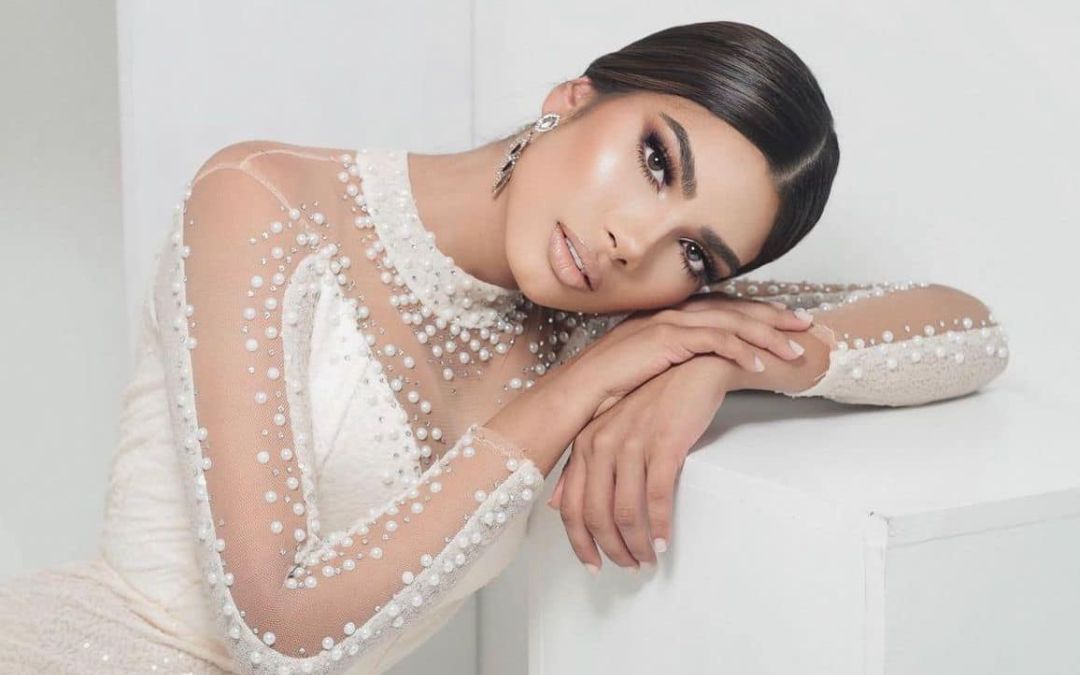 Geysell García recibe la banda que la acredita como Miss Universo Nicaragua 2024