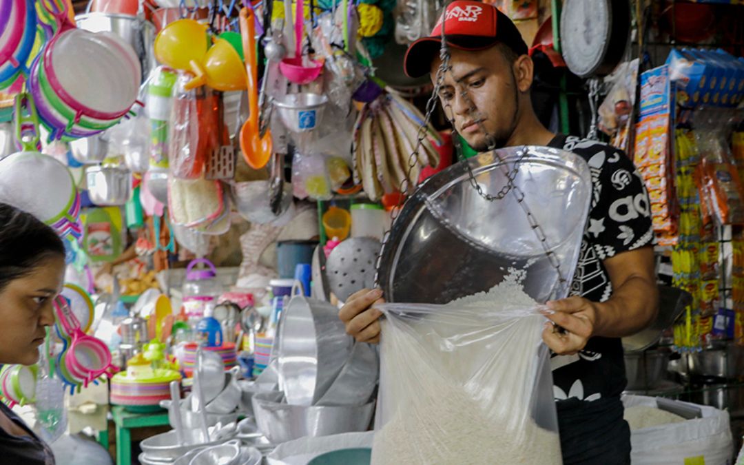 Salario versus comida: una carrera desigual que agudiza la pobreza