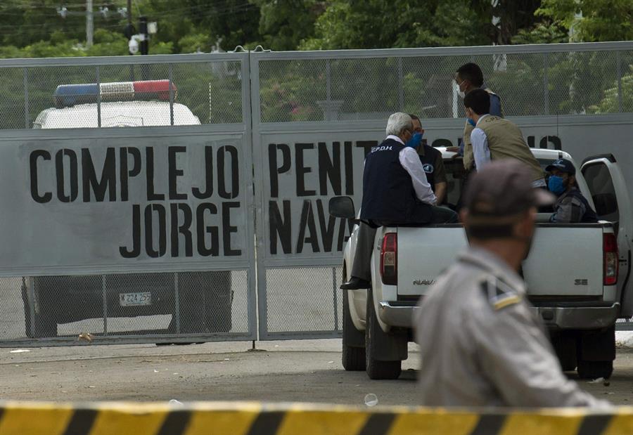 Custodios engañan a presos políticos con que serán liberados