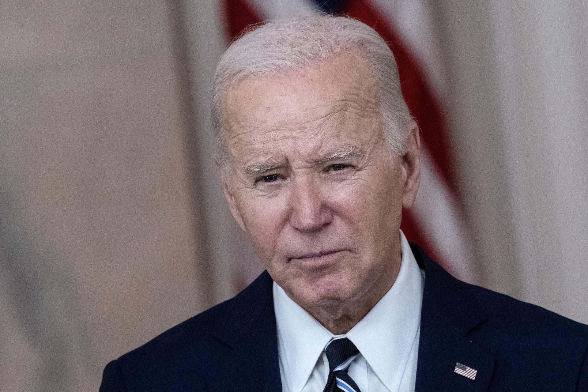 Biden dice que hablará pronto con Netanyahu y que "debe" evitarse una guerra total