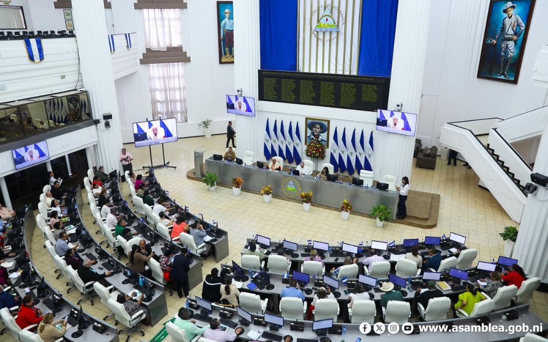 La Asamblea Orteguista aprueba leyes para juzgar en ausencia, confiscar propiedades y controlar remesas