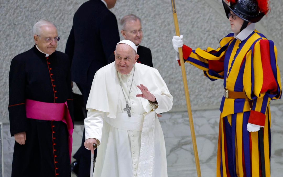 El papa elogia a los donantes de sangre “en un mundo contaminado por el individualismo”