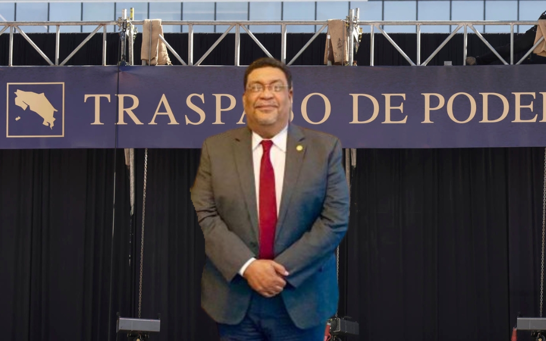 Valdrack Jaentschke in Costa Rica: Chancellor Attends Swearing-in Ceremony
