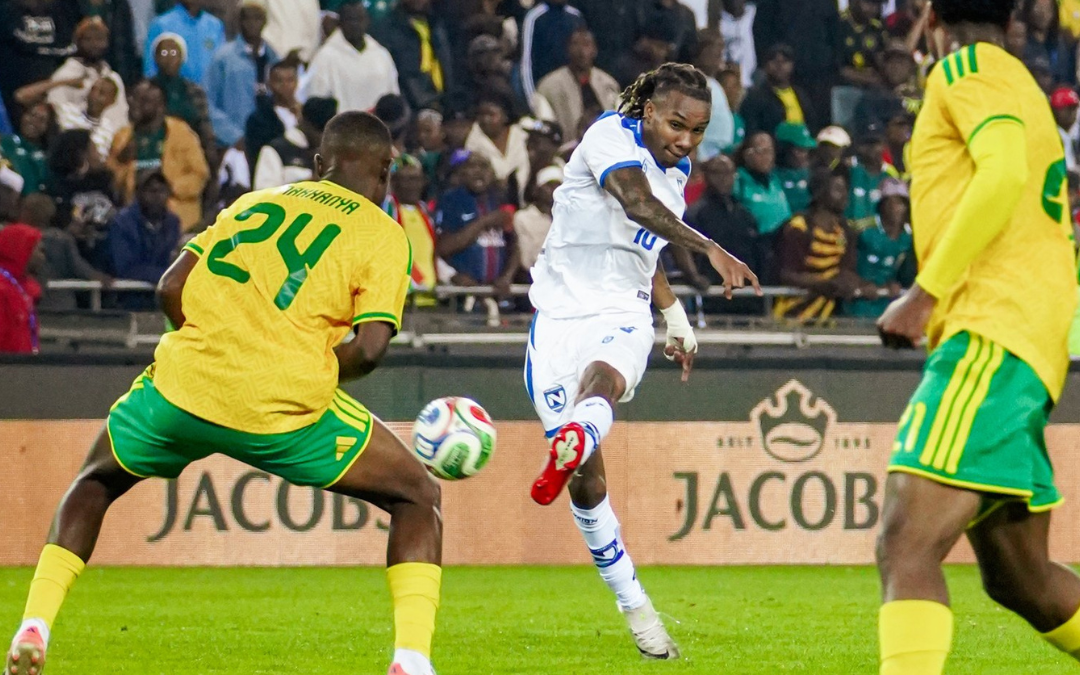 Cover image for Nicaragua logra empate histórico 0-0 contra Sudáfrica
