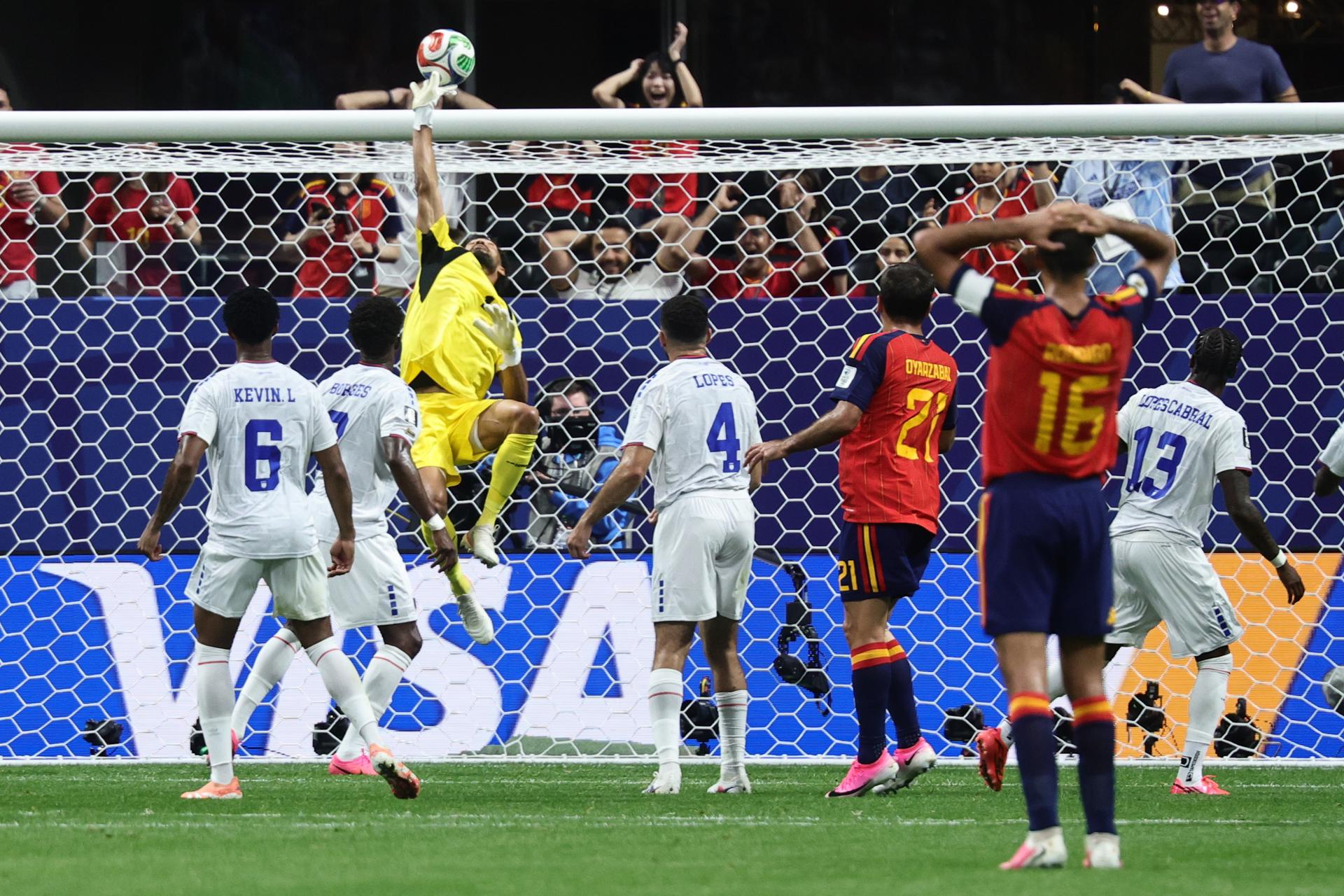 España, sin gol en su estreno contra Cabo Verde
