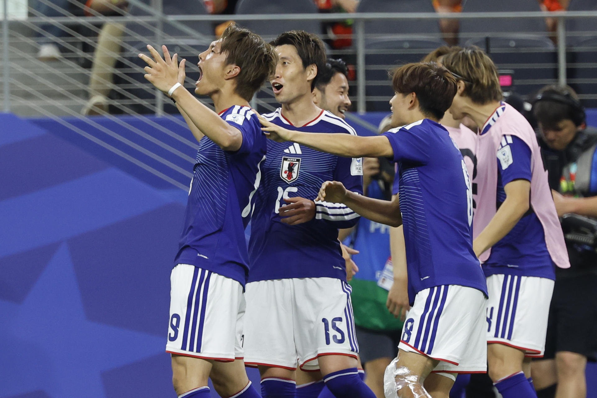 Países Bajos y Japón empatan 2-2 en su debut en el Mundial